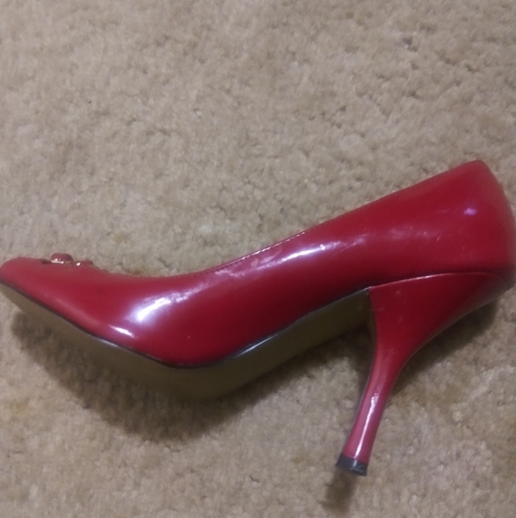 Shoe - Picture 6 of 7